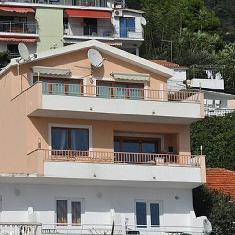Riva Apartments Živogošće Dış mekan fotoğraf